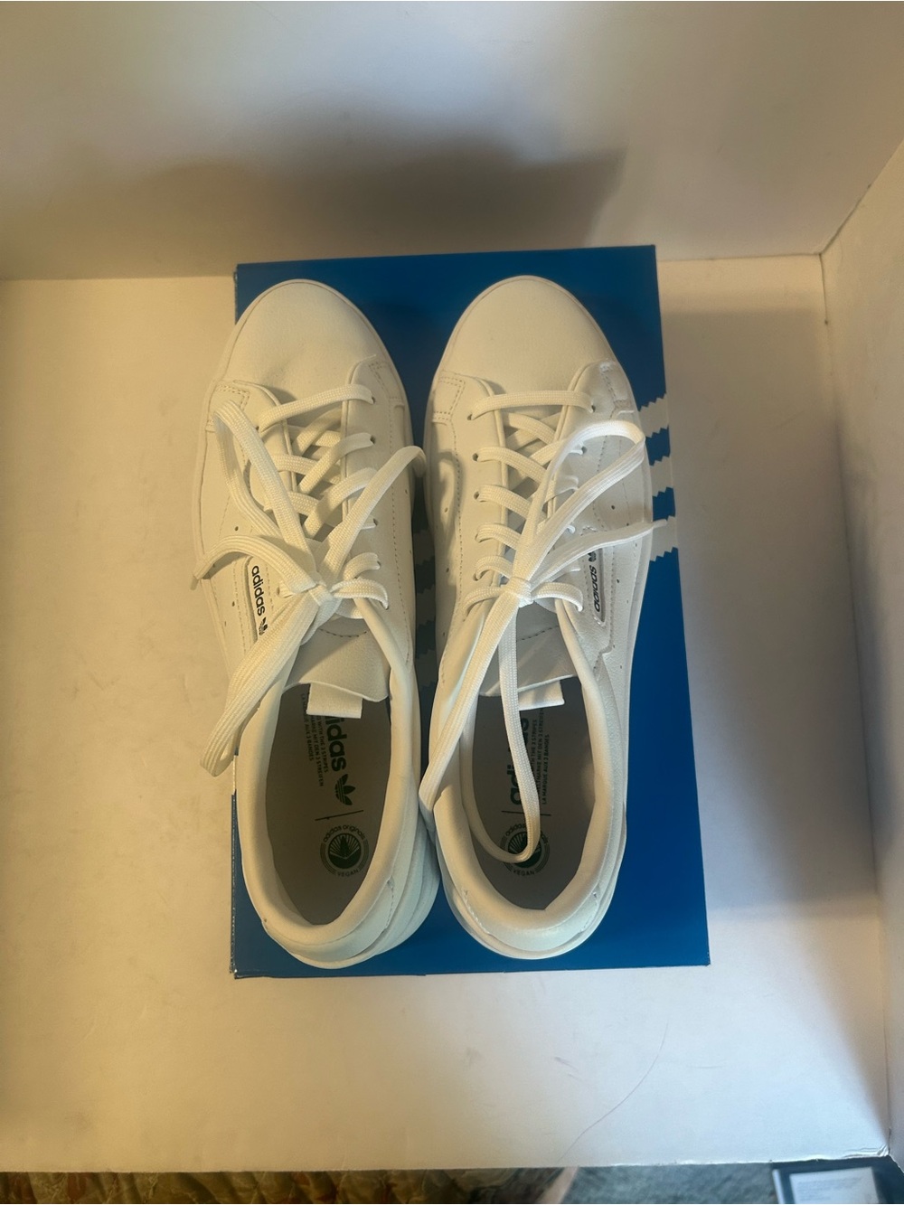 NEW adidas women’s White Lace-Up Sneakers - size 9